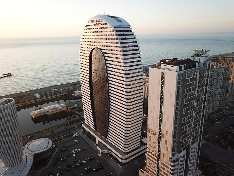 Alliance Palace Sea View Apartment Батумі Екстер'єр фото