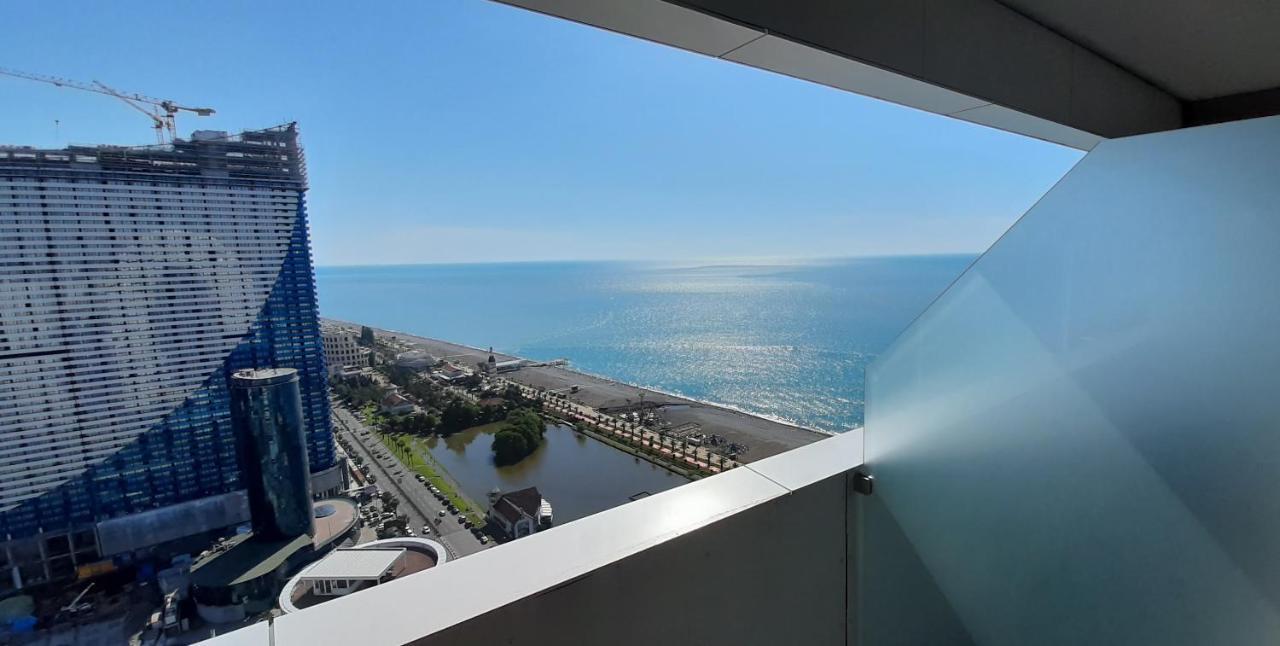 Alliance Palace Sea View Apartment Батумі Екстер'єр фото