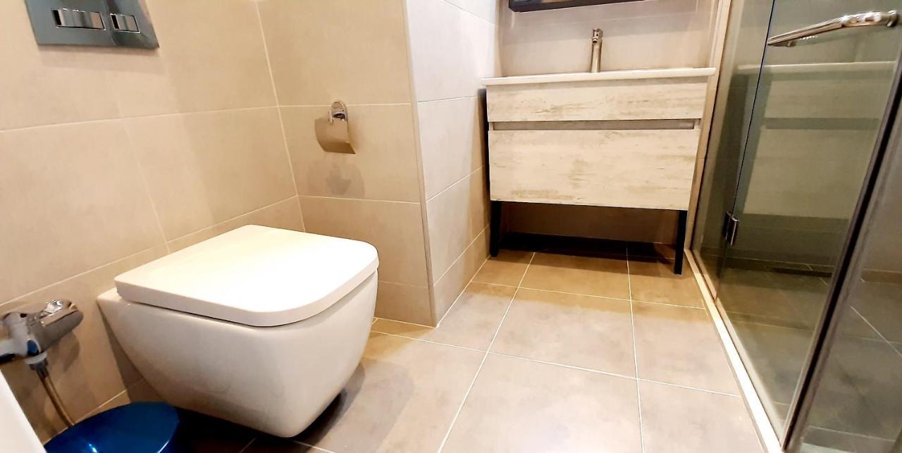 Alliance Palace Sea View Apartment Батумі Екстер'єр фото