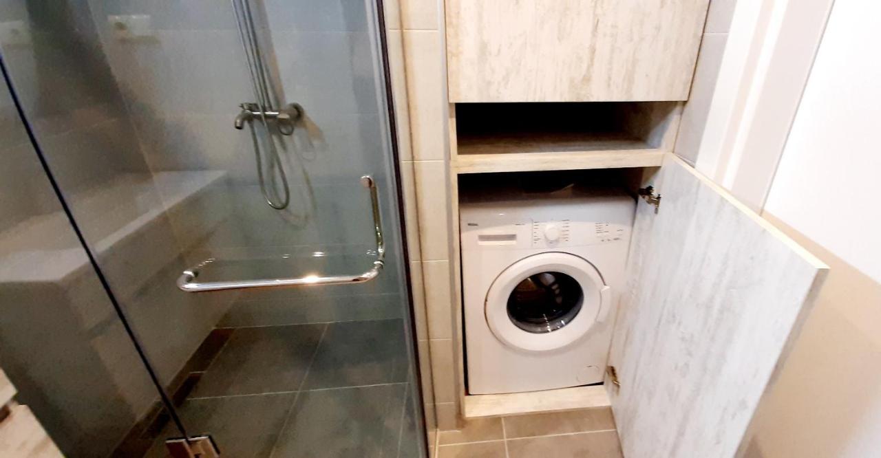 Alliance Palace Sea View Apartment Батумі Екстер'єр фото