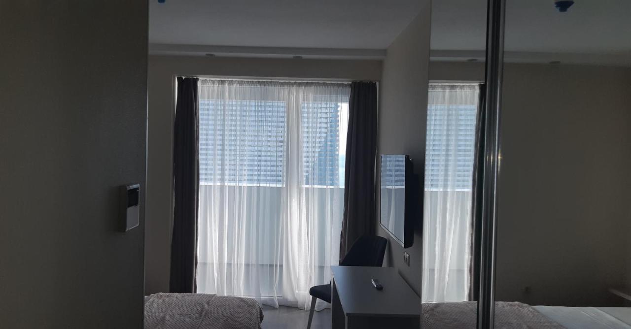 Alliance Palace Sea View Apartment Батумі Екстер'єр фото
