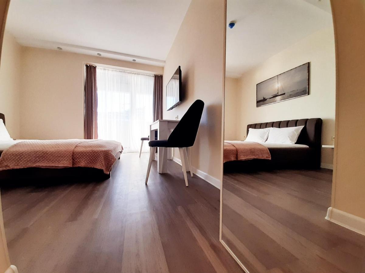 Alliance Palace Sea View Apartment Батумі Екстер'єр фото